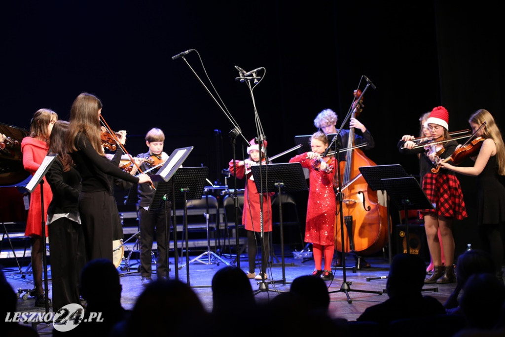Koncert Świąteczmy PSM I i II stopnia w Lesznie