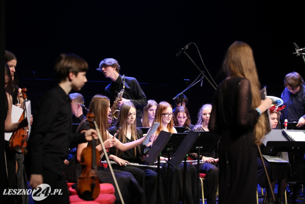 Koncert Świąteczmy PSM I i II stopnia w Lesznie