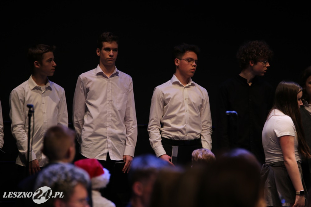 Koncert Świąteczmy PSM I i II stopnia w Lesznie