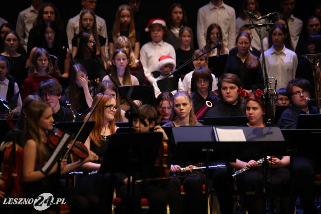 Koncert Świąteczmy PSM I i II stopnia w Lesznie