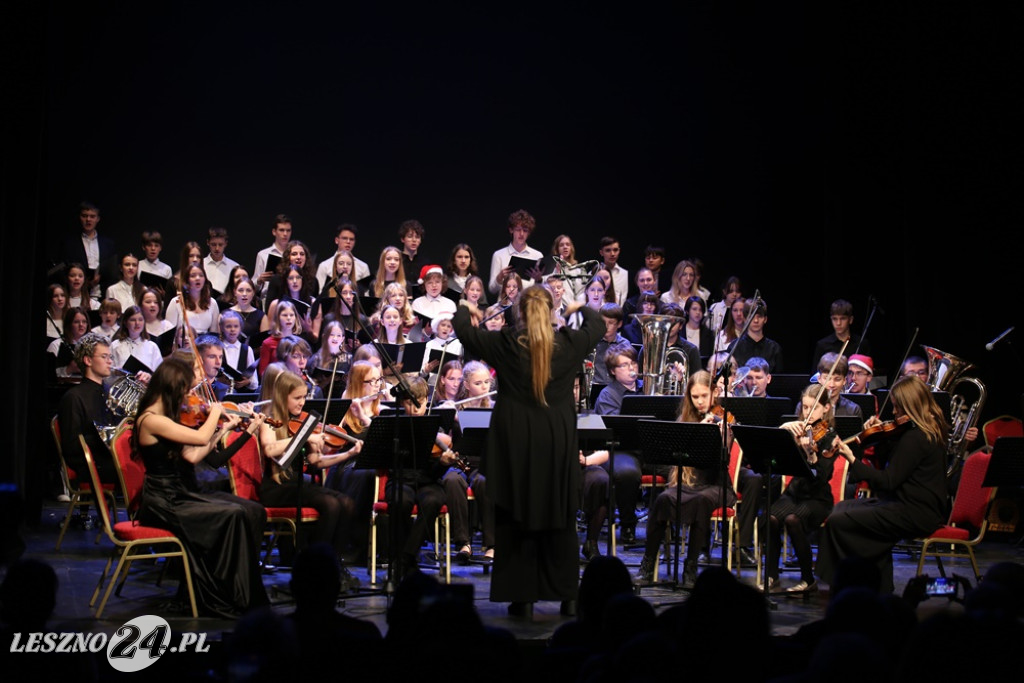 Koncert Świąteczmy PSM I i II stopnia w Lesznie