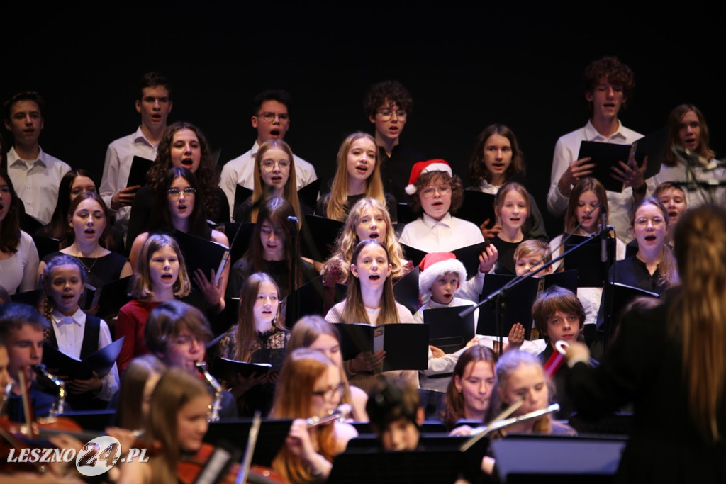 Koncert Świąteczmy PSM I i II stopnia w Lesznie