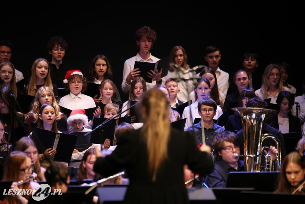 Koncert Świąteczmy PSM I i II stopnia w Lesznie