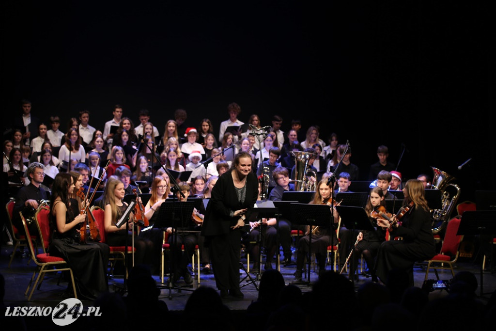 Koncert Świąteczmy PSM I i II stopnia w Lesznie