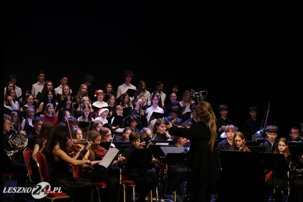 Koncert Świąteczmy PSM I i II stopnia w Lesznie