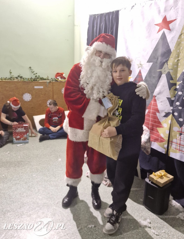 Świąteczne warsztaty w Zespole Szkół Specjalnych w Lesznie