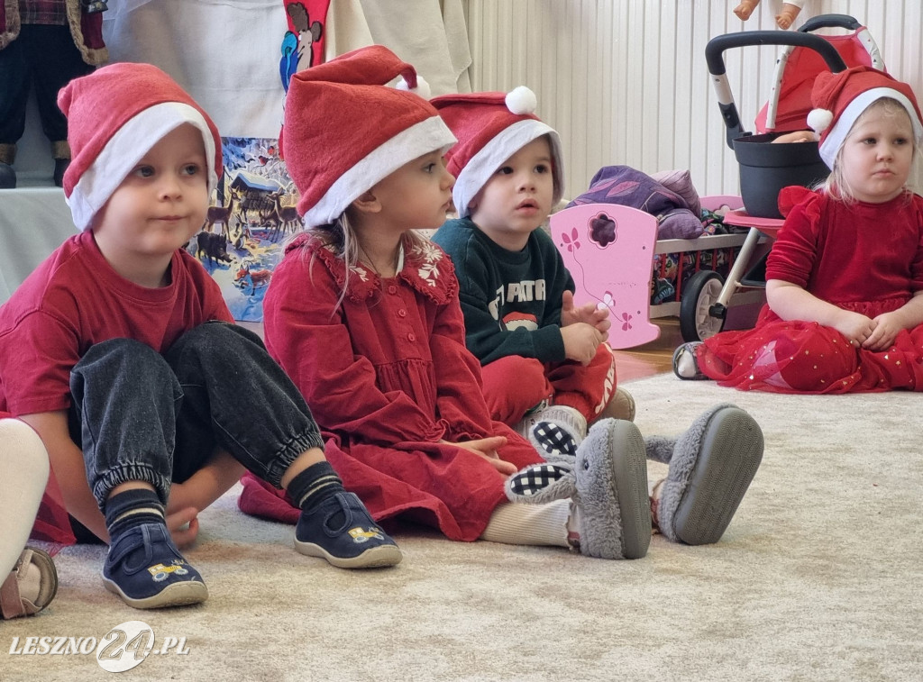 Wizyta Gwiazdora w Przedszkolu Miejskim nr 19 w Lesznie