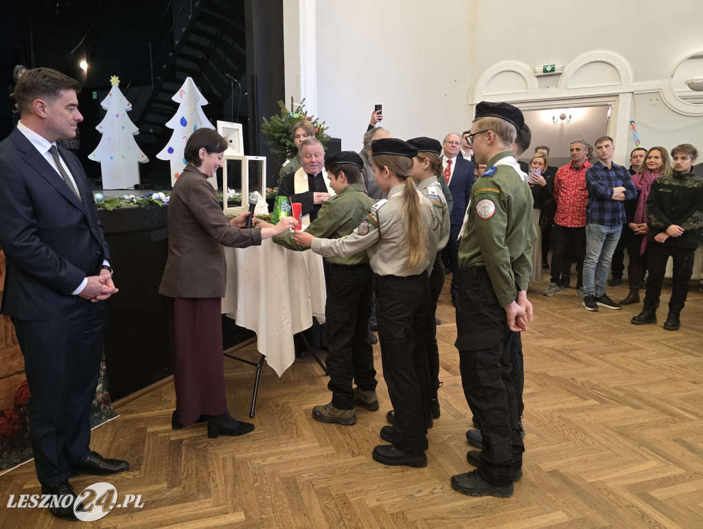Wigilia dla samotnych i bezdomnych w Lesznie