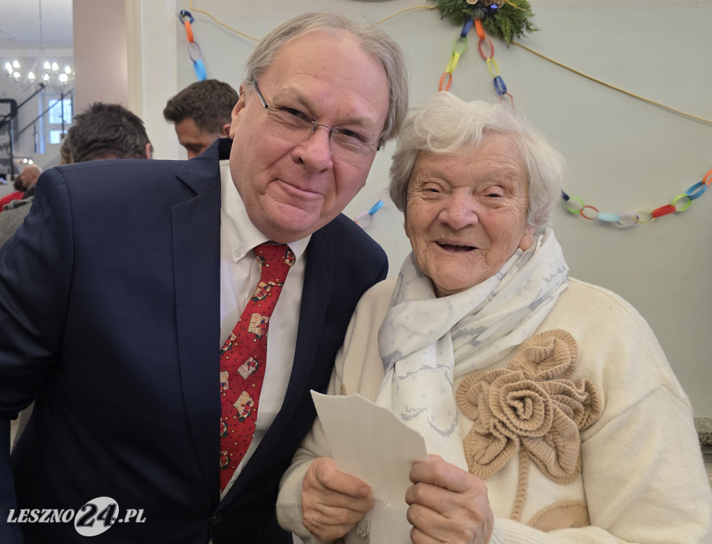 Wigilia dla samotnych i bezdomnych w Lesznie