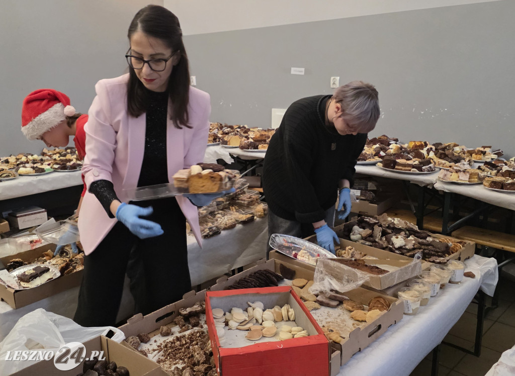 Wigilia dla samotnych i bezdomnych w Lesznie