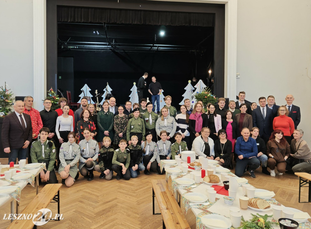 Wigilia dla samotnych i bezdomnych w Lesznie