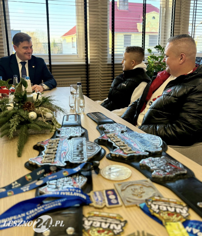 Dwunastoletni Tyson z Leszna zdobywa kolejne medale w sportach walki