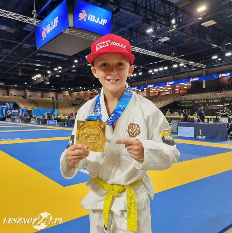Dwunastoletni Tyson z Leszna zdobywa kolejne medale w sportach walki