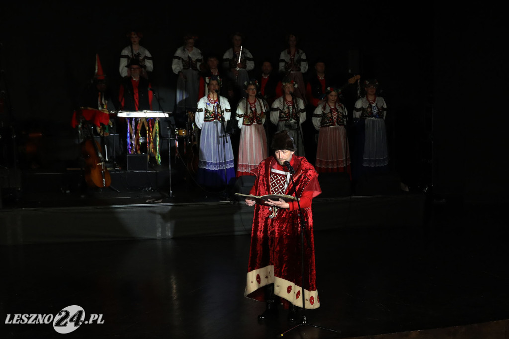 Kolędy na ludowo z tańcem