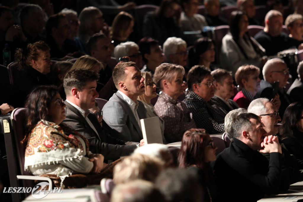 Kolędy na ludowo z tańcem