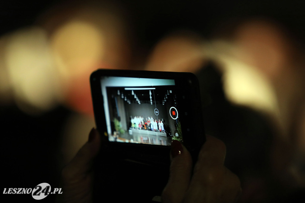 Kolędy na ludowo z tańcem