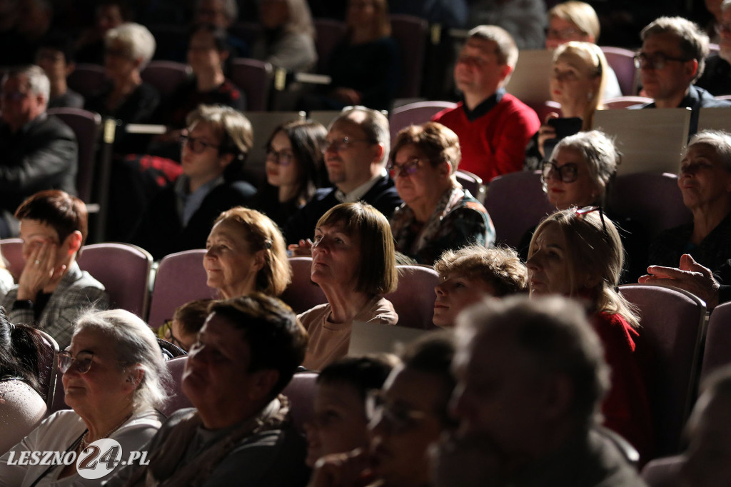 Kolędy na ludowo z tańcem