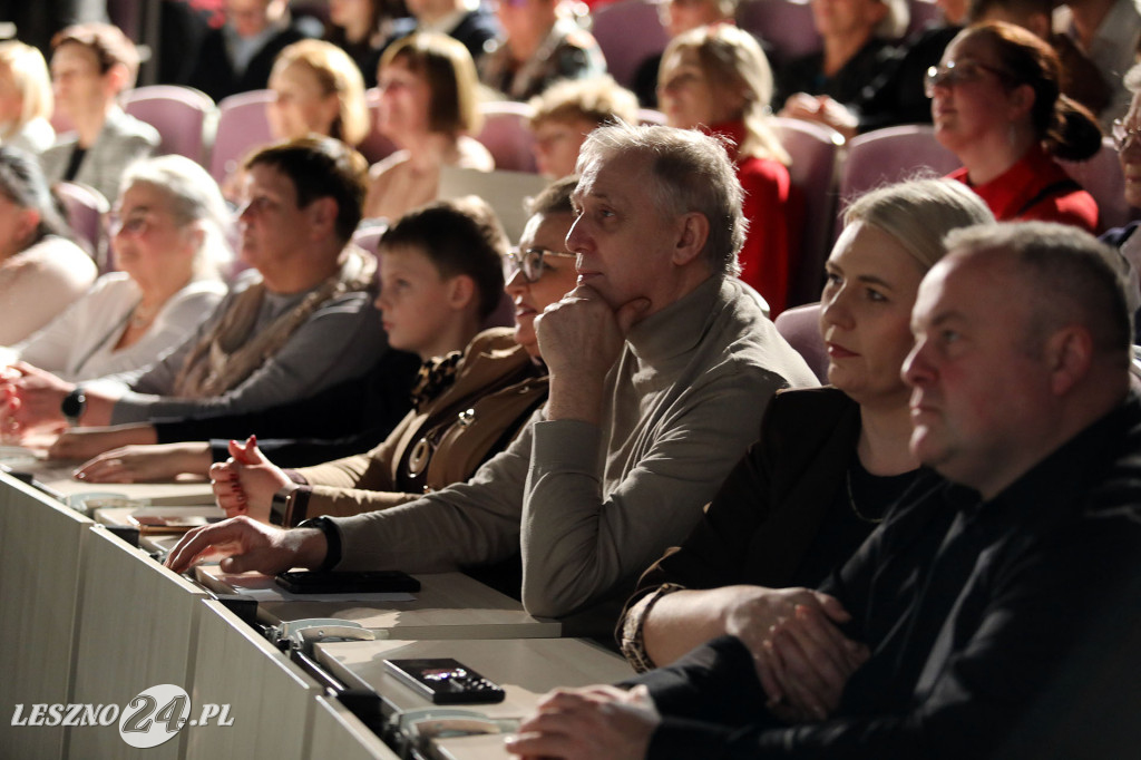 Kolędy na ludowo z tańcem