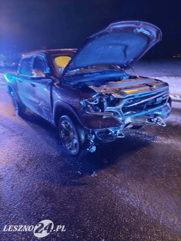 Zderzenie dwóch aut w Święciechowie