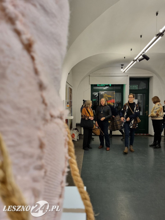 Wystawa w MBWA: Fragment Całości. Z bliska