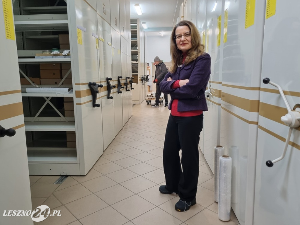 Transport akt z Archiwum Państwowego w Lesznie