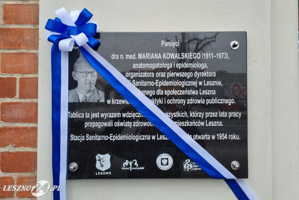 Odsłonięcie tablicy dra n. med. Mariana Kowalskiego