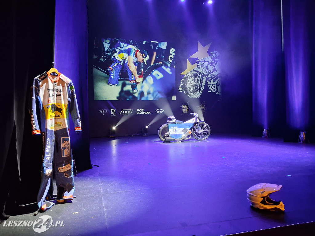 Żużlowa gala w Teatrze Miejskim w Lesznie