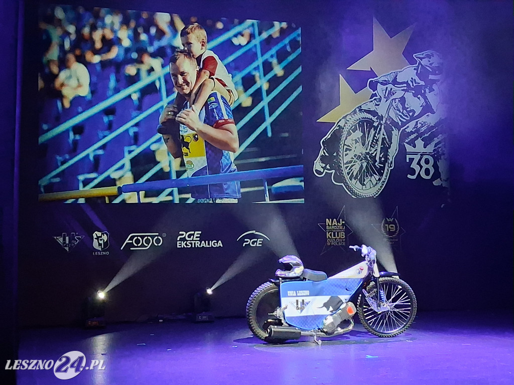 Żużlowa gala w Teatrze Miejskim w Lesznie