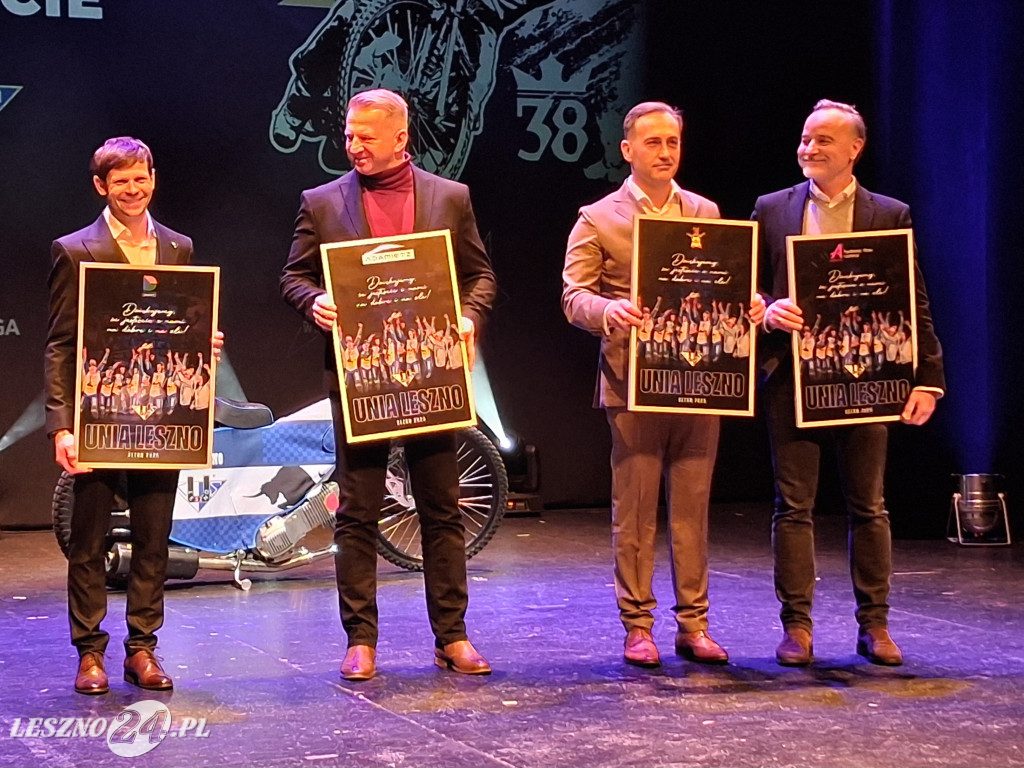 Żużlowa gala w Teatrze Miejskim w Lesznie