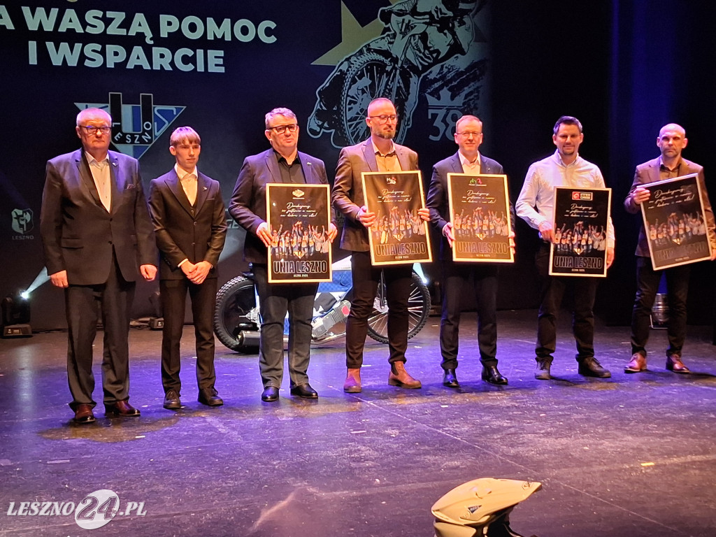 Żużlowa gala w Teatrze Miejskim w Lesznie