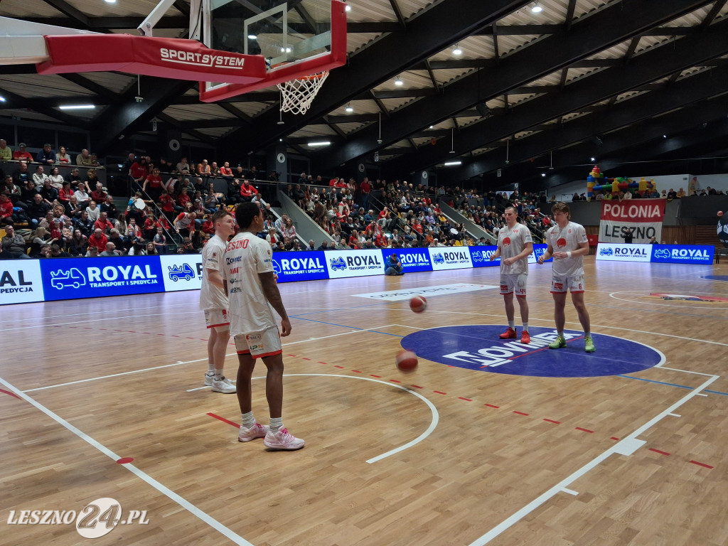 Ciężki bój koszykarzy Novimex Polonii