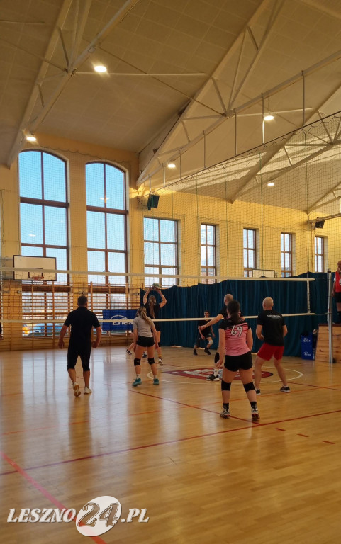 Siatkarze dla WOŚP w Rydzynie