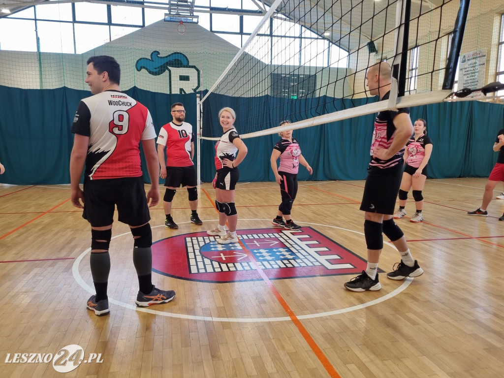 Siatkarze dla WOŚP w Rydzynie