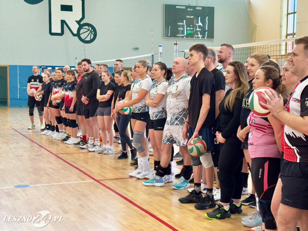 Siatkarze dla WOŚP w Rydzynie