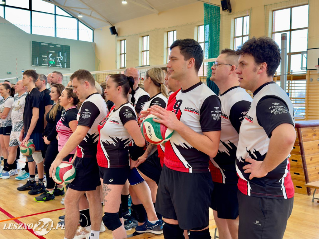 Siatkarze dla WOŚP w Rydzynie