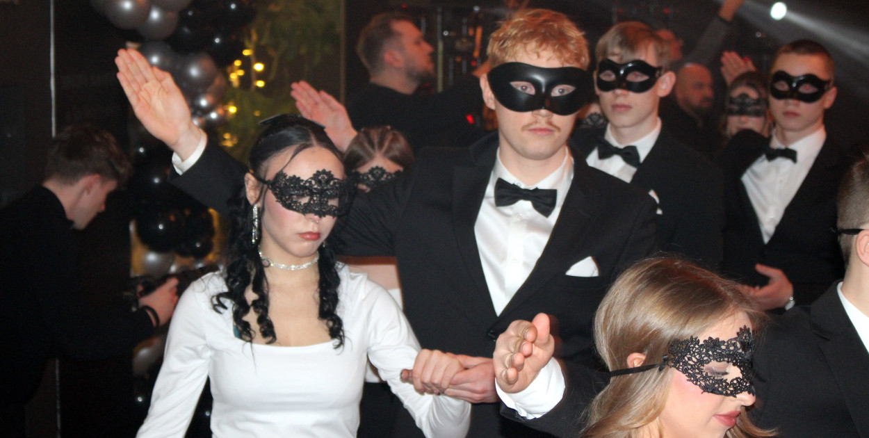 Studniówka Zespołu Szkół Ekonomicznych w Lesznie