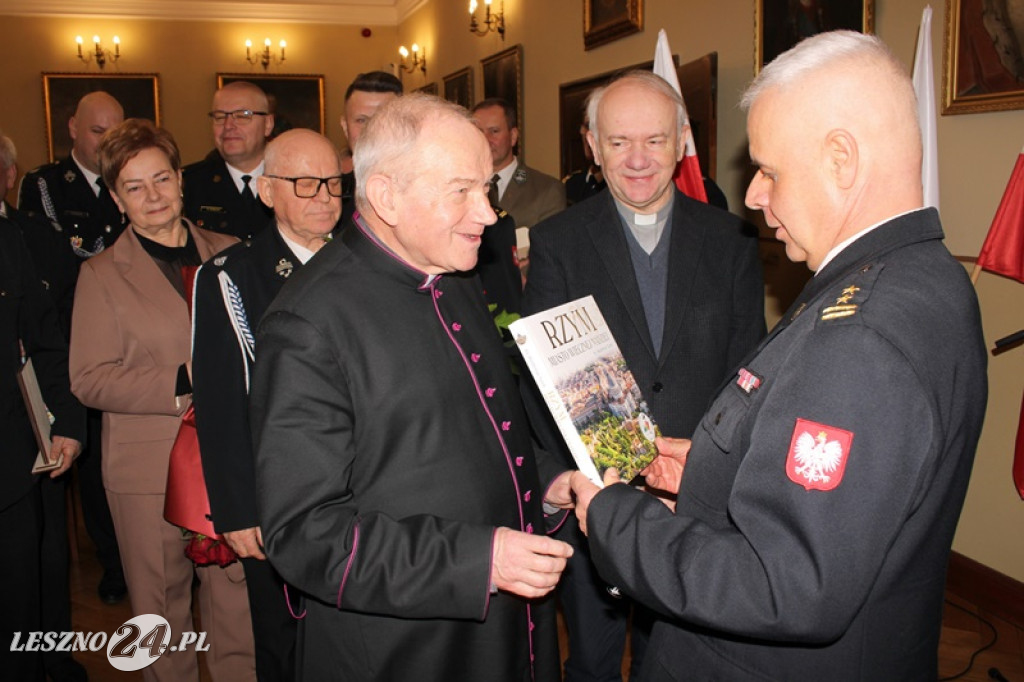 Wicekomendant i rzecznik strażaków przechodzi na emeryturę