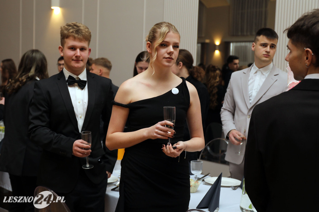 Studniówka ZSR-B w Lesznie