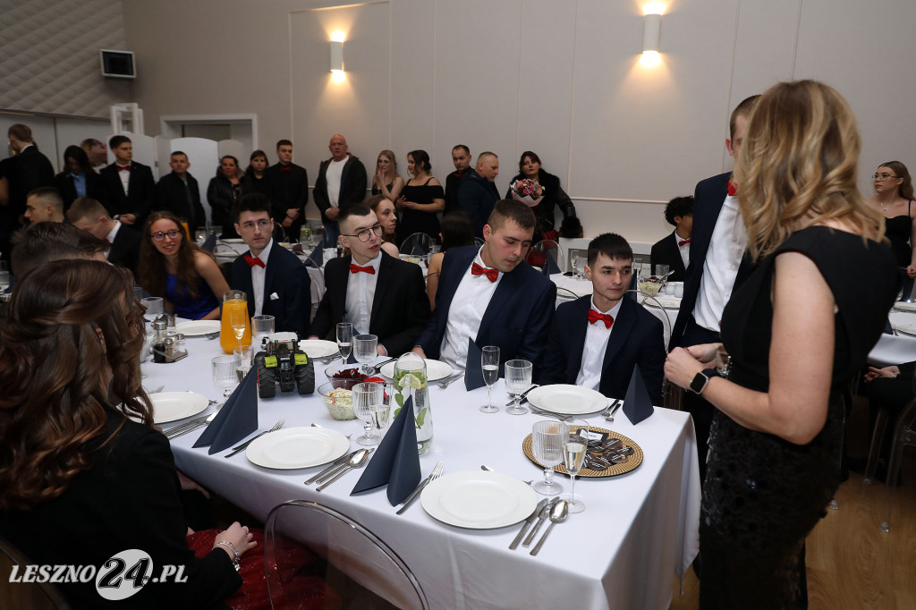 Studniówka ZSR-B w Lesznie