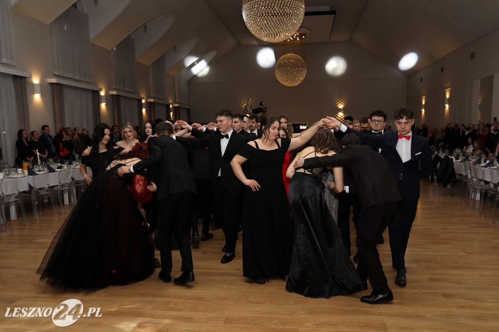 Studniówka ZSR-B w Lesznie