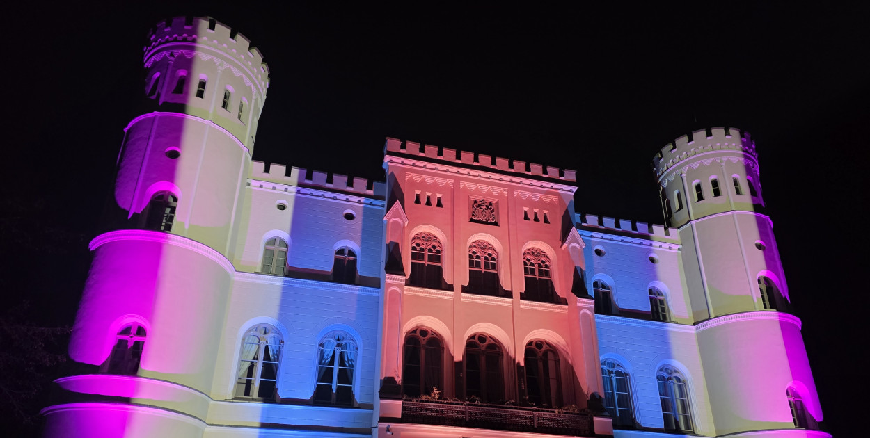 Festiwal Światła KALEJDOSKOP w Zamku w Rokosowie