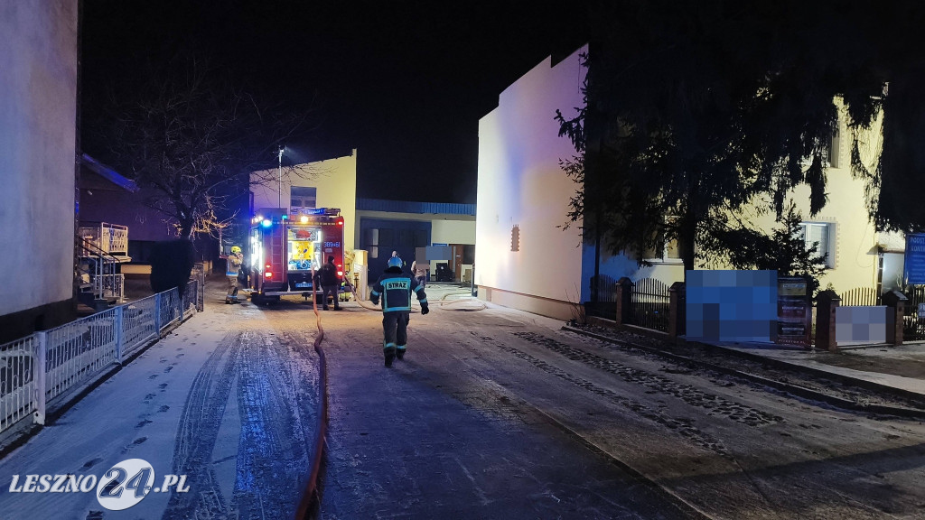 W nocy spalił się warsztat samochodowy