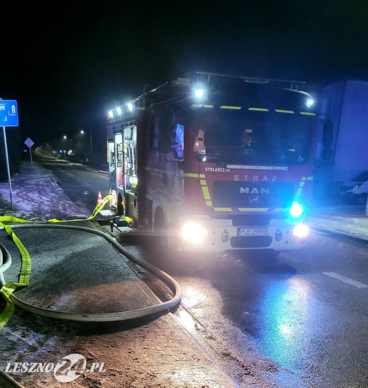 W nocy spalił się warsztat samochodowy