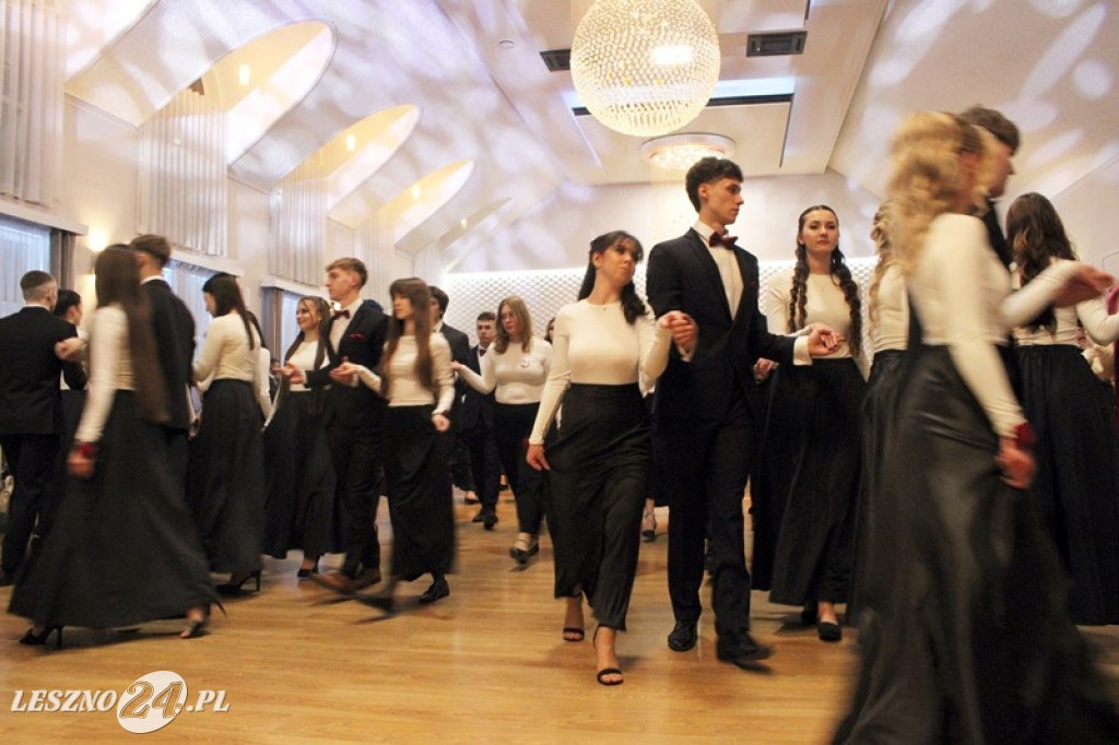 Studniówka Zespołu Szkół nr 4 w Lesznie