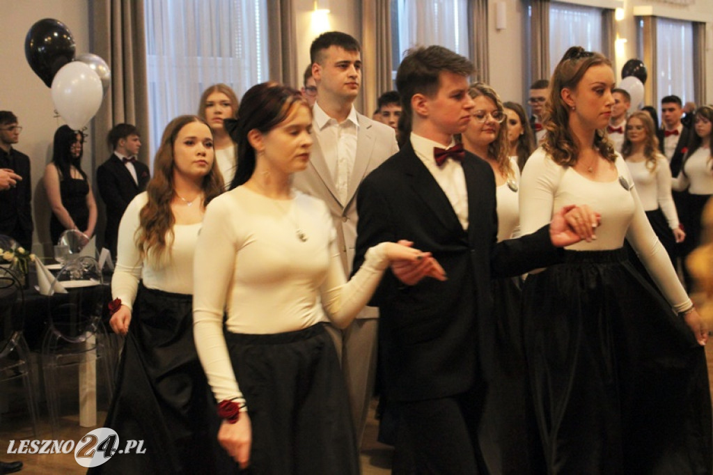 Studniówka Zespołu Szkół nr 4 w Lesznie