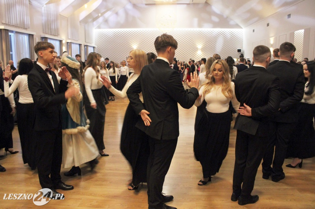 Studniówka Zespołu Szkół nr 4 w Lesznie