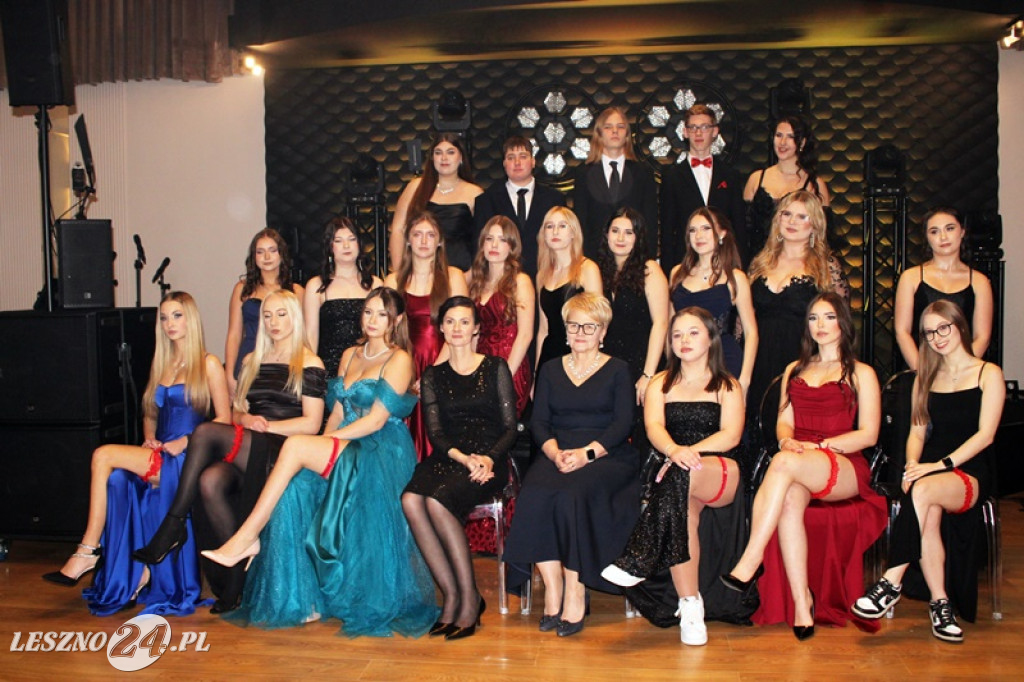 Studniówka Zespołu Szkół nr 4 w Lesznie