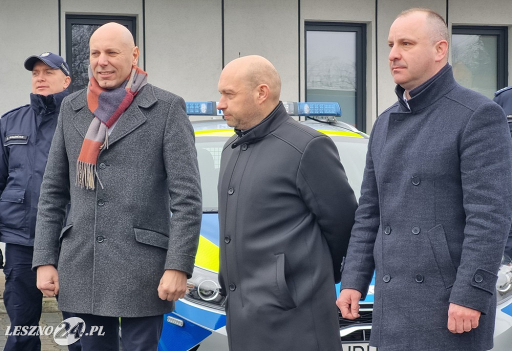 Nowe radiowozy dla KMP w Lesznie