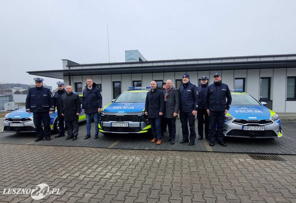 Nowe radiowozy dla KMP w Lesznie