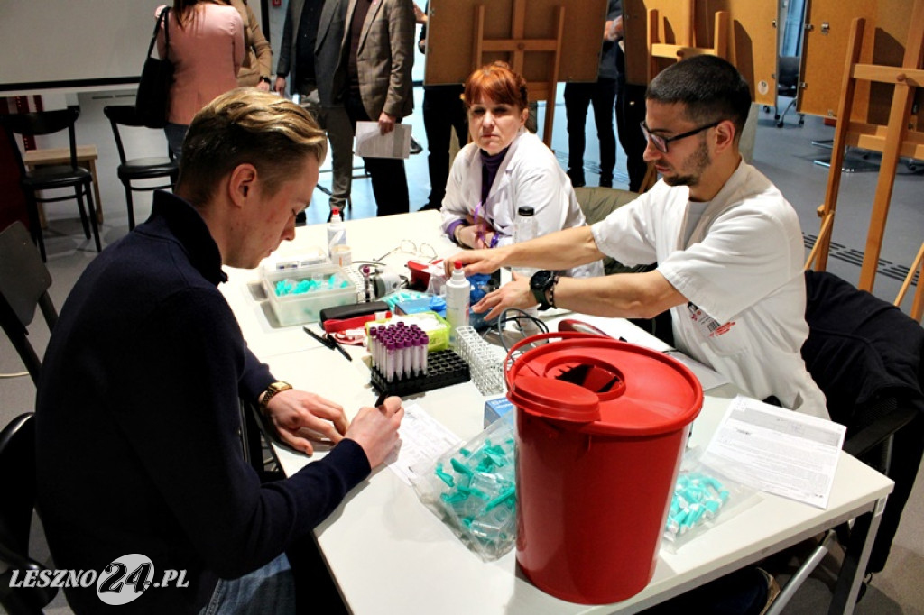 Samorządowa kropla krwi w bibliotece